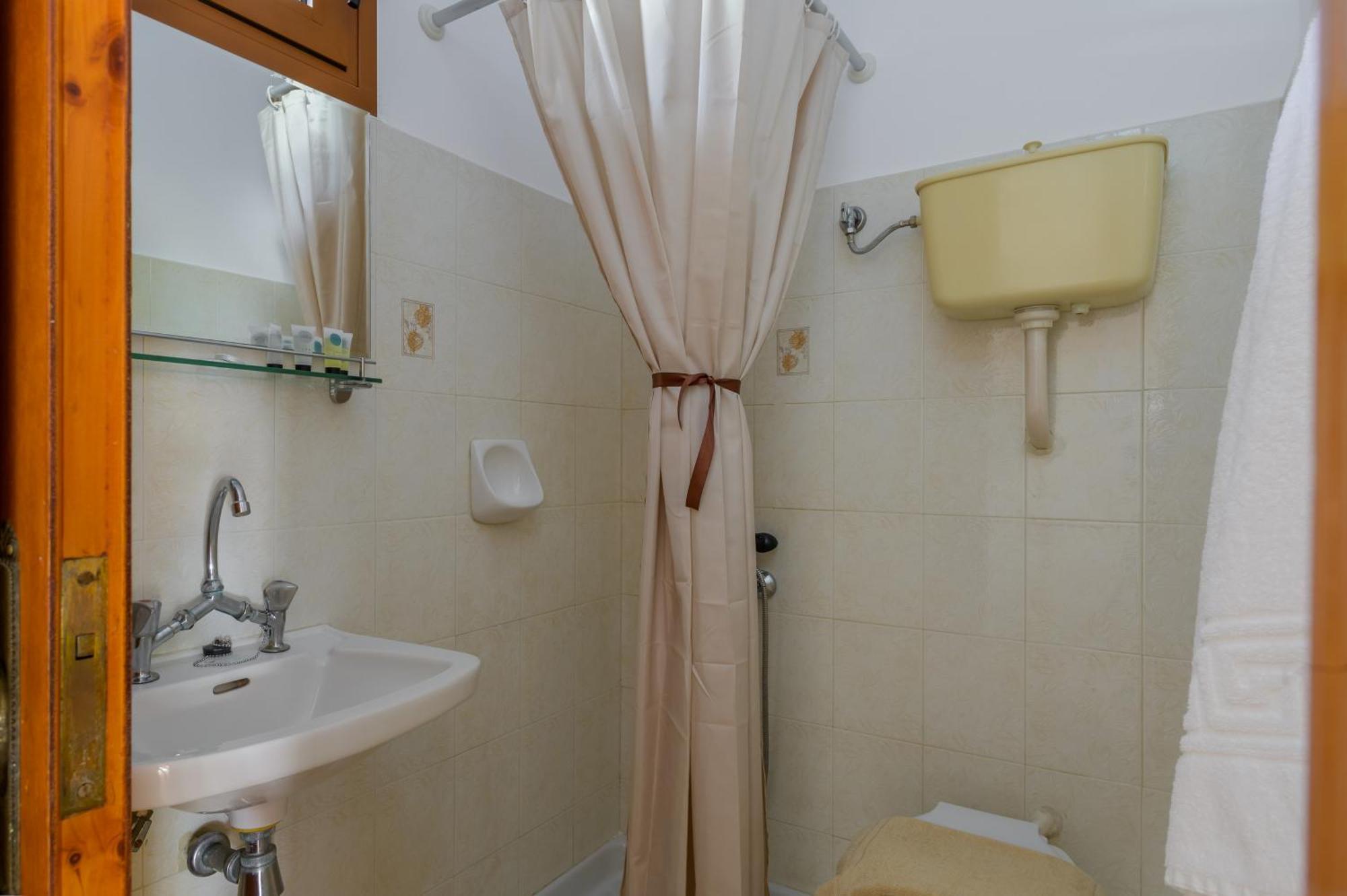 BUENA VISTA studios Lourdata  Habitación foto
